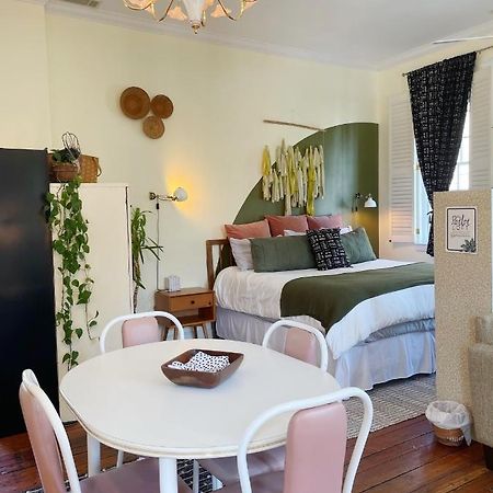 Charming 1885 Parlor Loft Downtown Savannah Stay Exterior foto